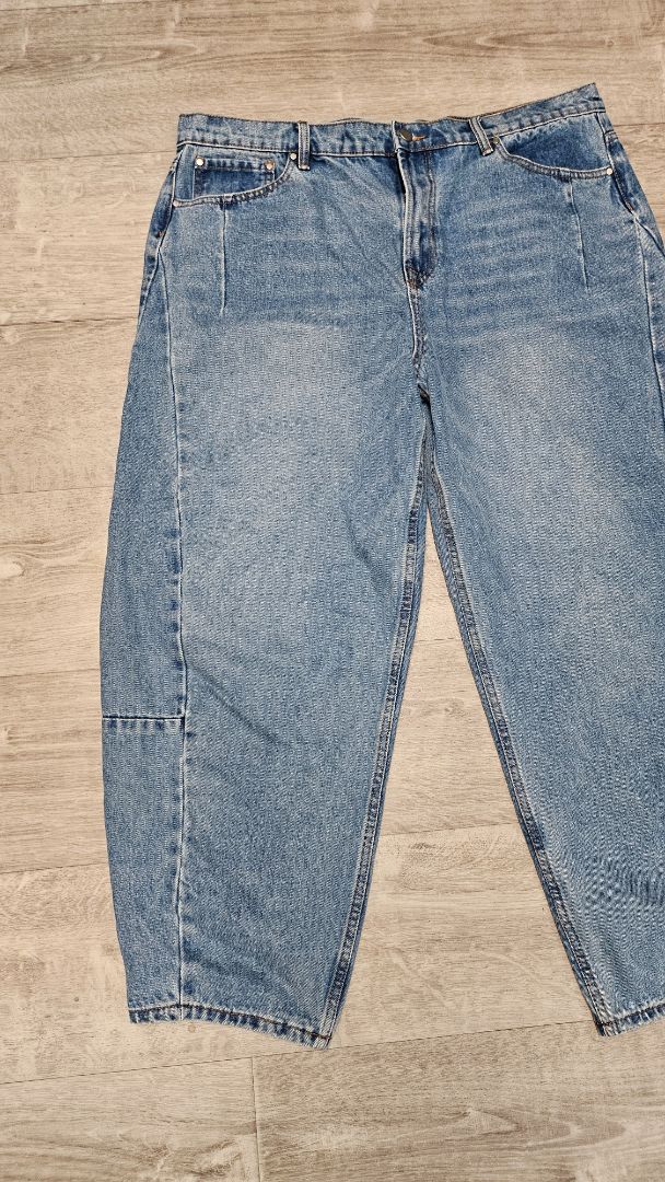 Among The Brave Mid Bue Graduate 90s Barrel Jeans BNWT (16)