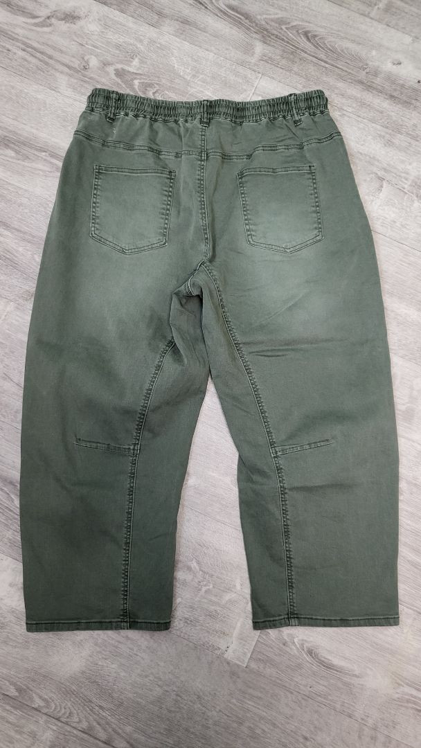 Wakee Khaki Barrel Leg (18)