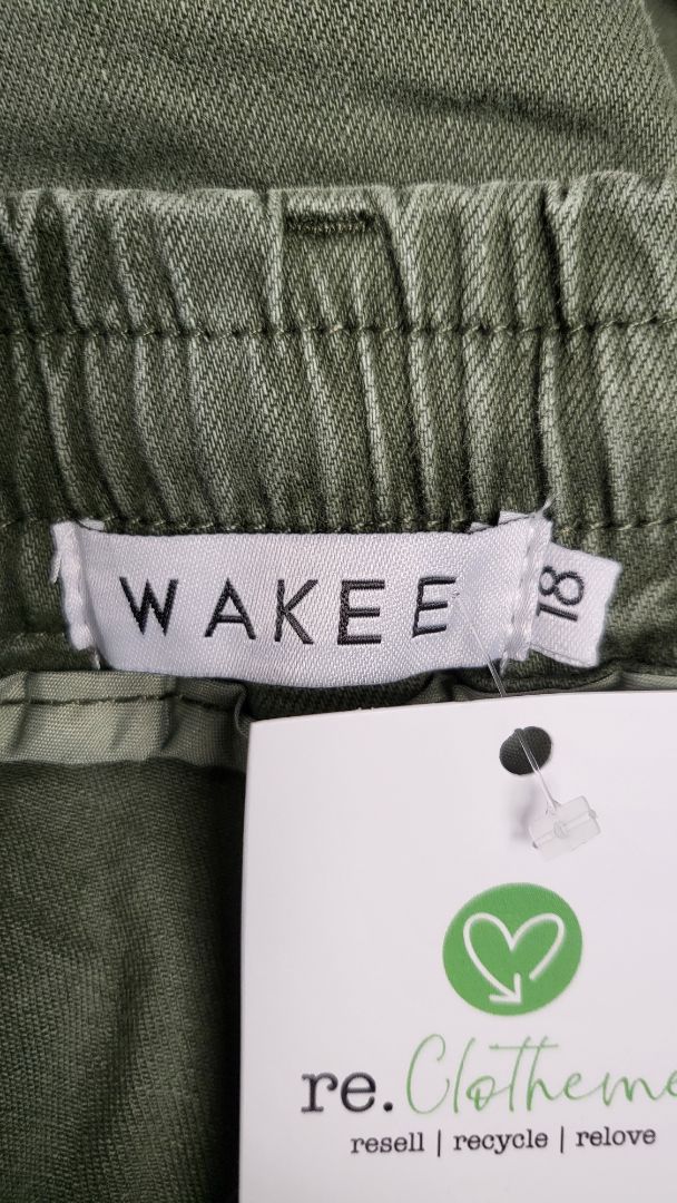 Wakee Khaki Barrel Leg (18)