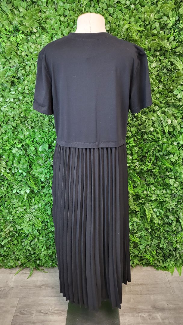 Decjuba Black Pleat Dress (12)