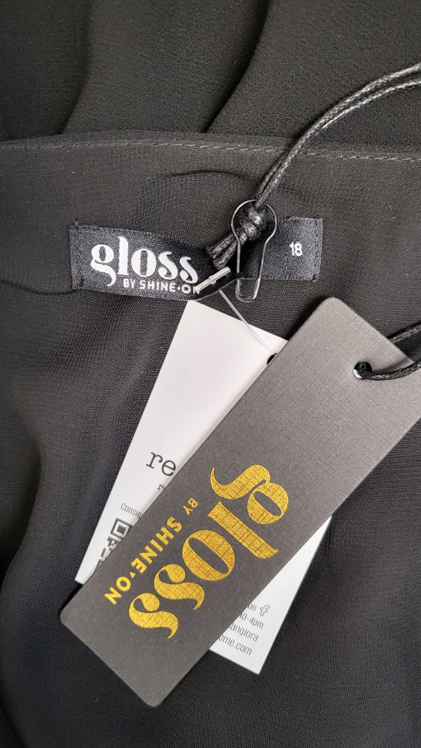 Gloss Black Melli Flared Top BNWT (18)