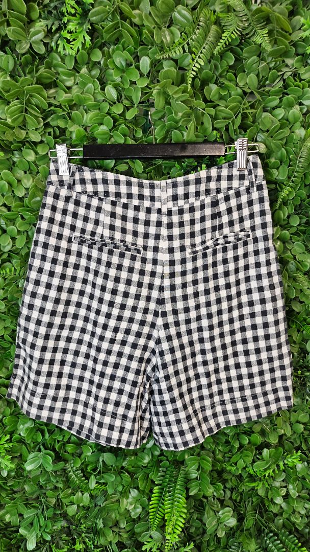 Max Gingham Mid Shorts (8)