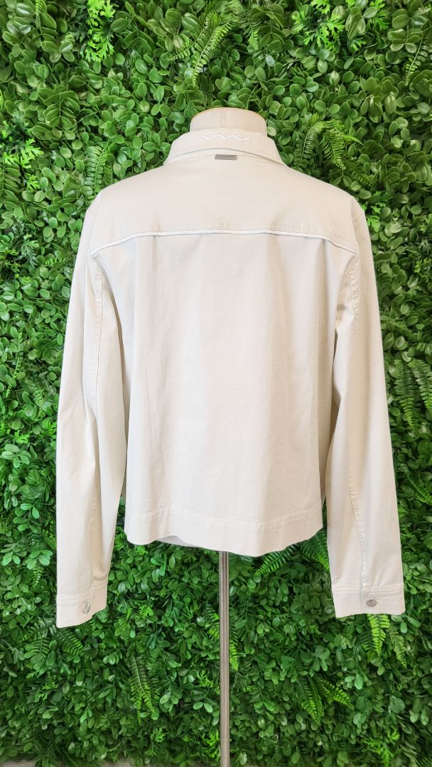 Newport Cream Light Weight Jacket (16)
