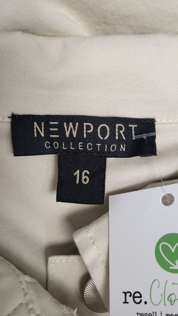 Newport Cream Light Weight Jacket (16)