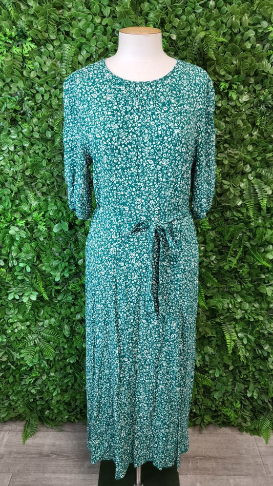 Tuesday Green Print Sun Dress (12)