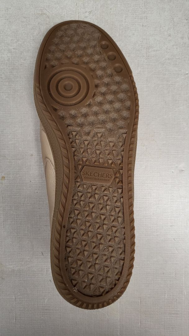 Sketchers Rose Gold Court Classics BNWT (39)