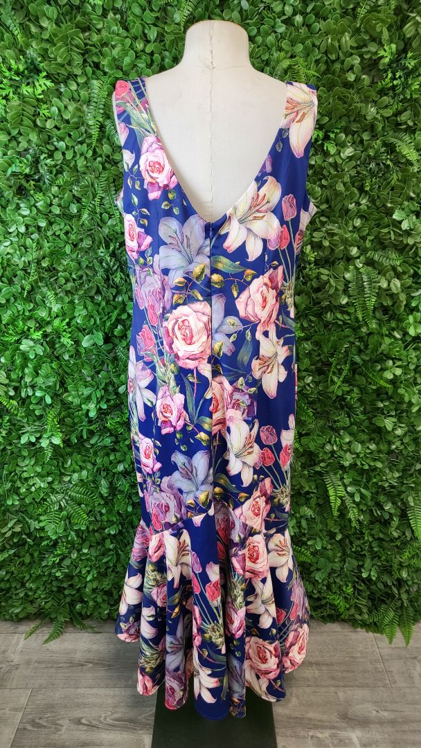 Annah Stretton Floral Fish Tail Dress (16)
