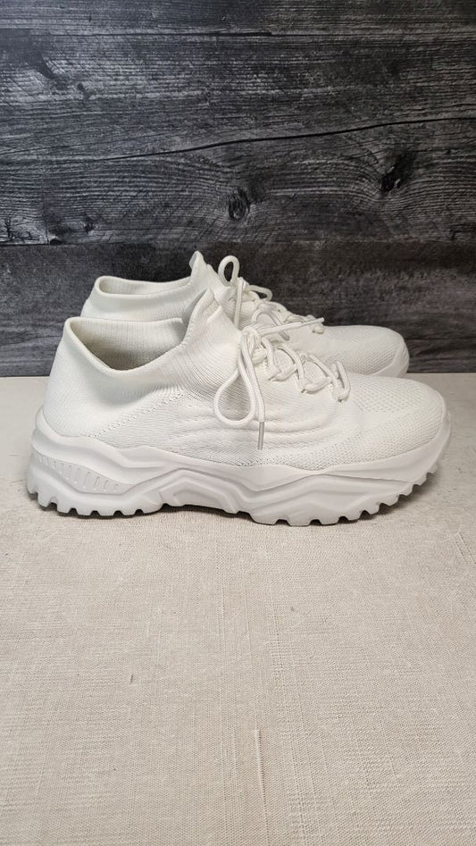 Nurse Babes White Sneaker (12)