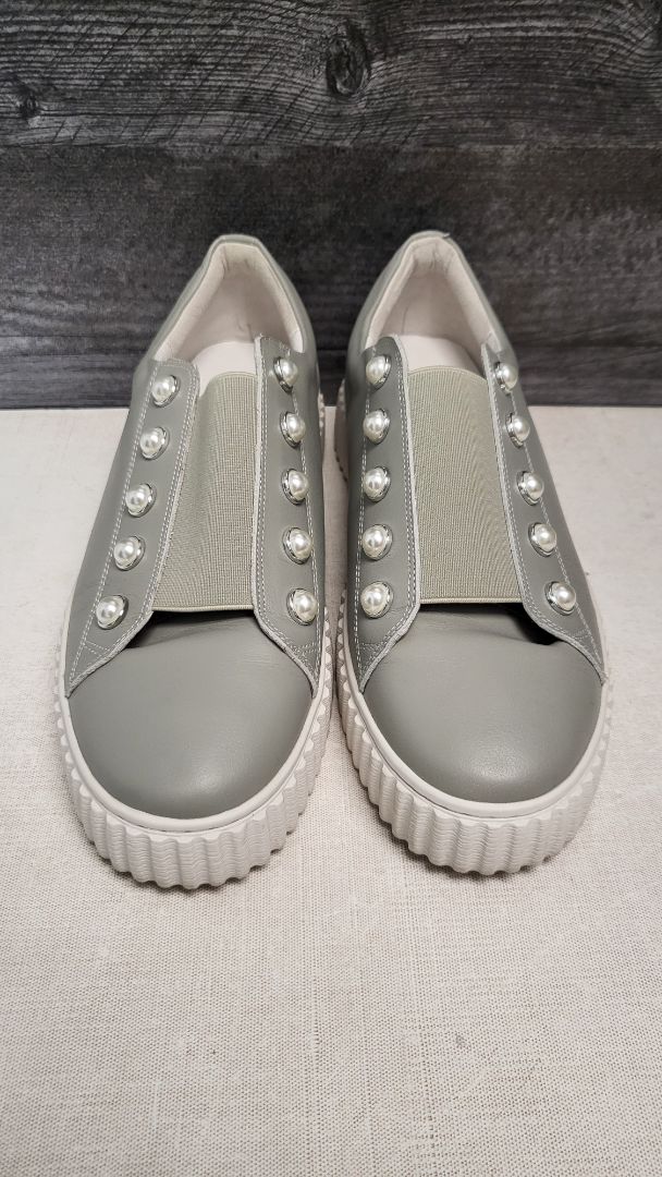 Andrea Biani Grey Pearl Slide Ons (41)