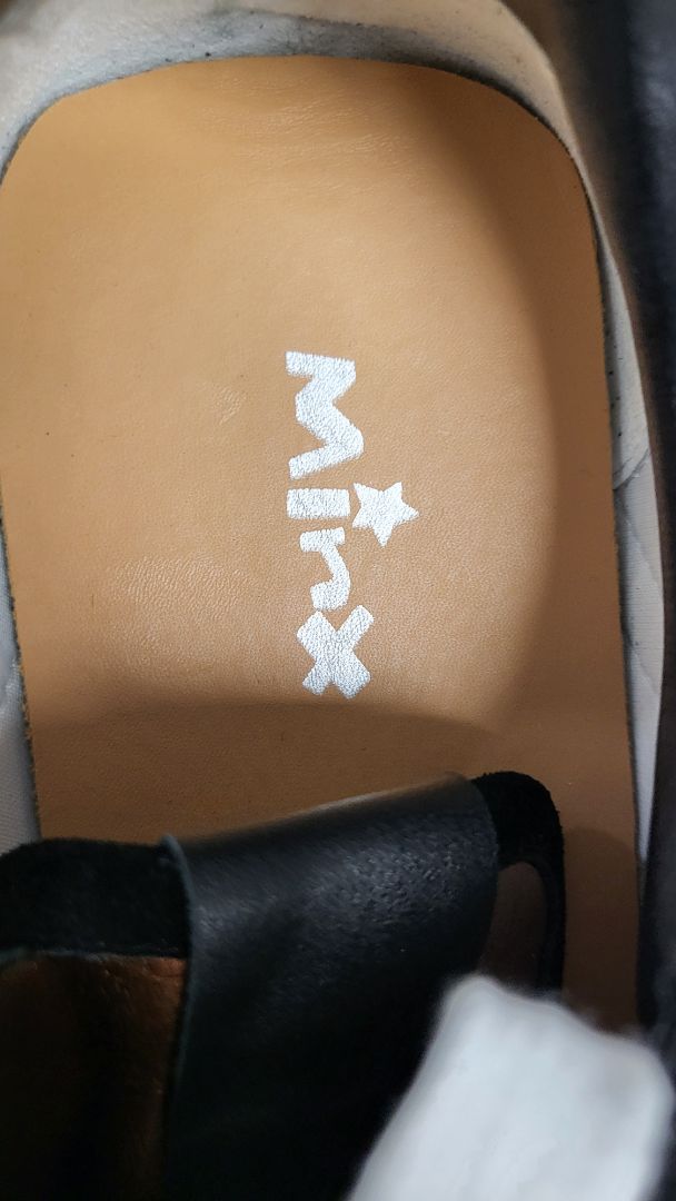 Minx Black/Bronze Marvel Zip (40)