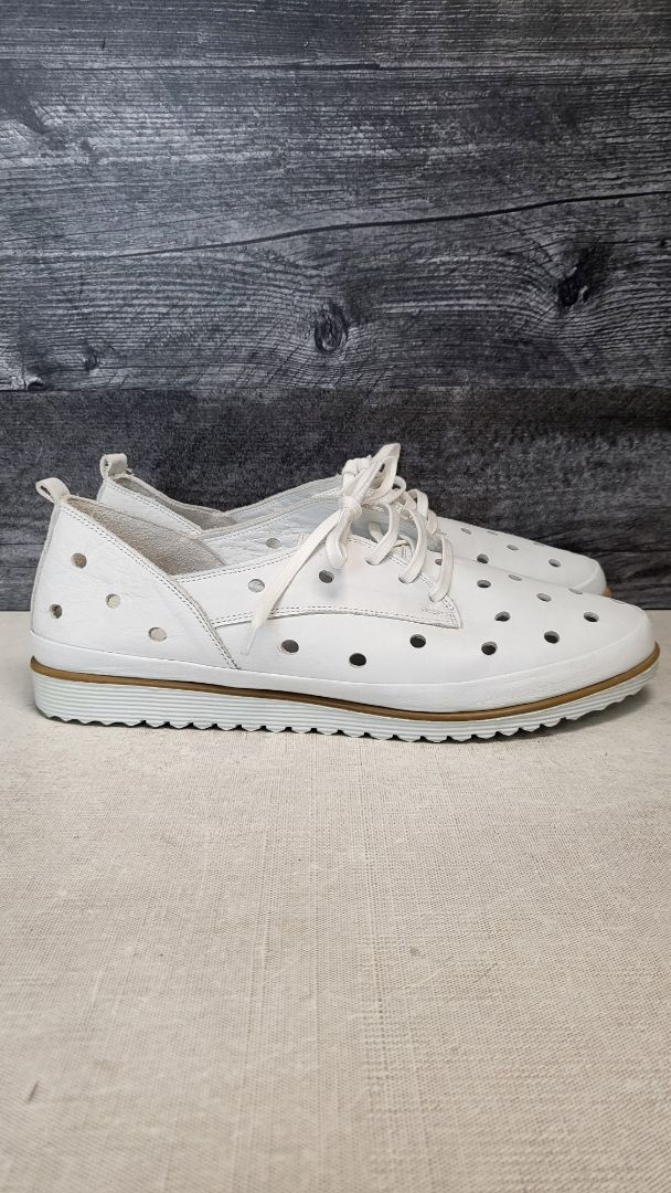 Via Nova White Ceaser Lace Ups (40)