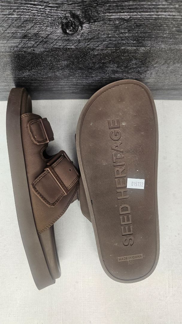 Seed Brown Slide (36)
