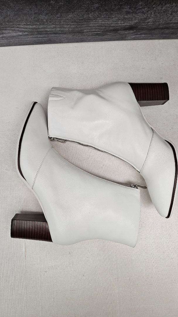 Ernest Wyler White Leather Boots BNWT (40)