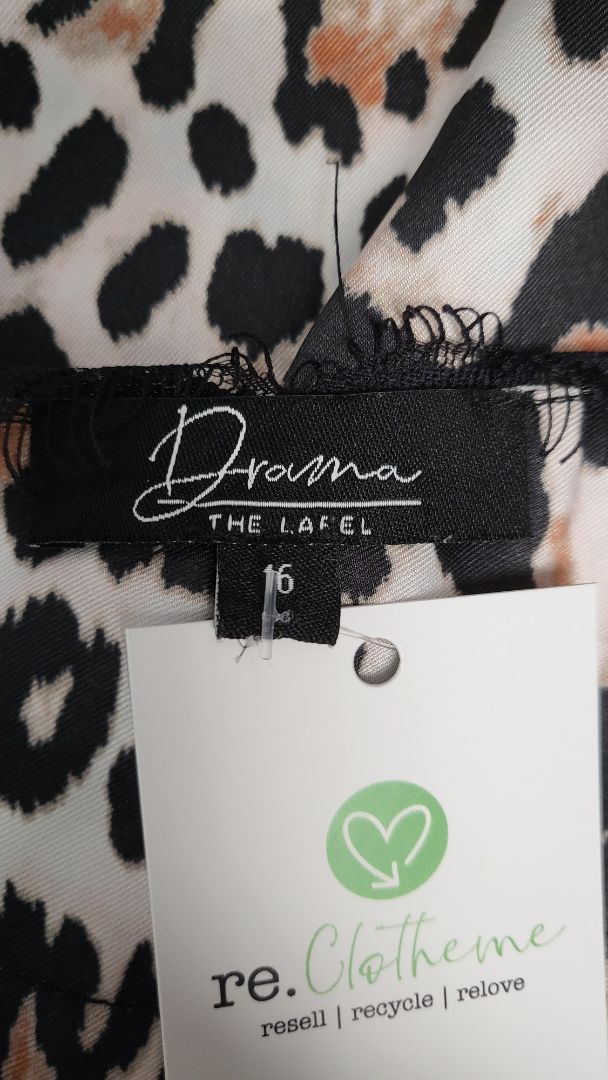 Drama The Label Animal Print Lace Sateen  Cami (16)