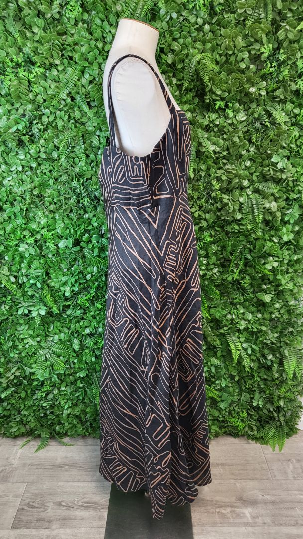 Max Black Linen Sundress (16)