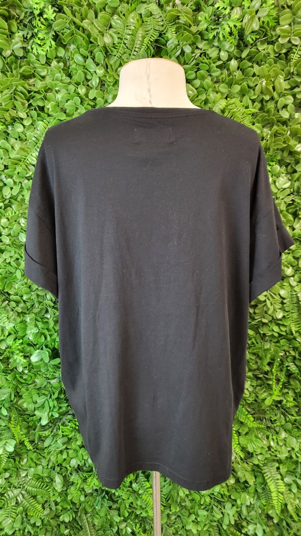 Stella + Gemma Black Cuff Sleeve Tee (16)