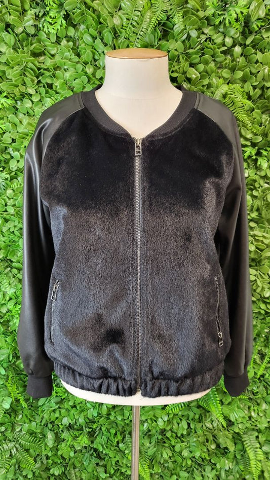 Drama Black Faux Fur Bomber (10)