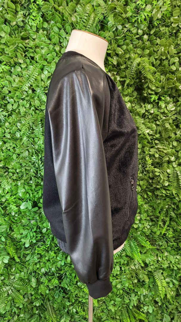 Drama Black Faux Fur Bomber (10)