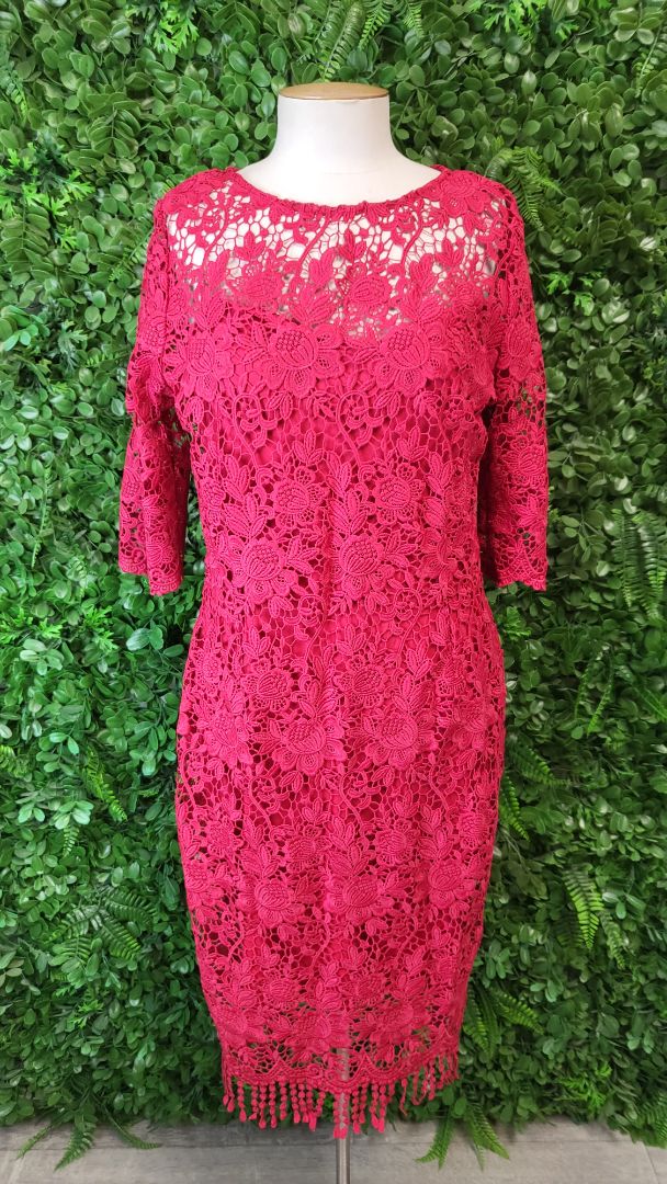 Paper Dolls Red Lace Dress (12)