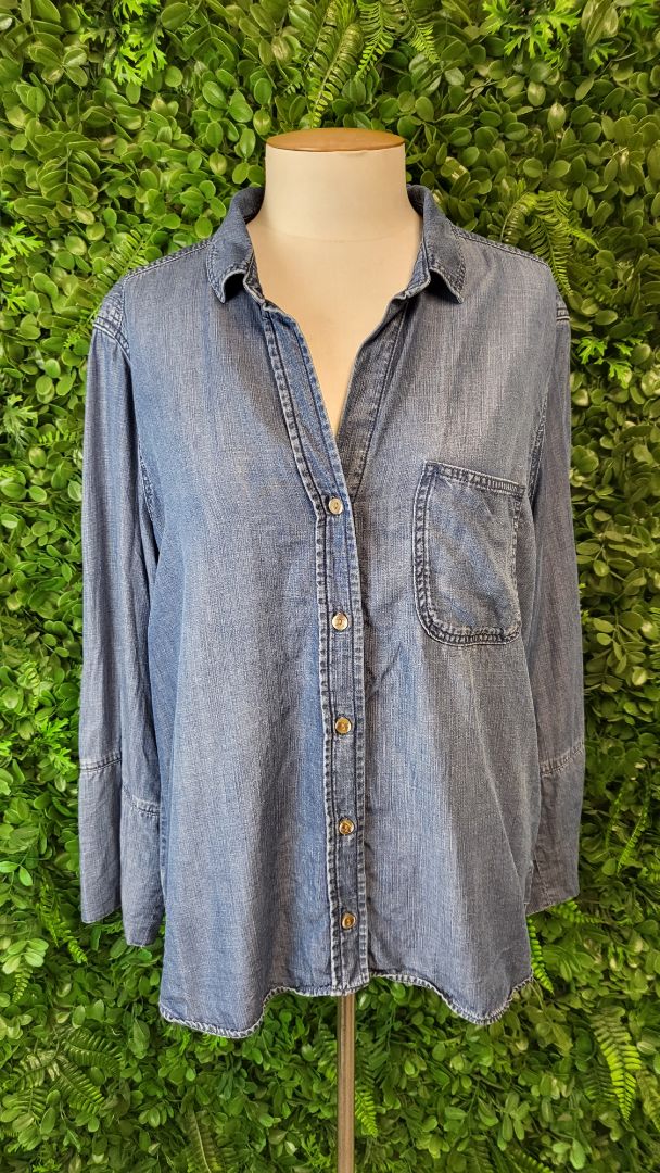 Bella Dahl Blue Chambray Shirt (14)