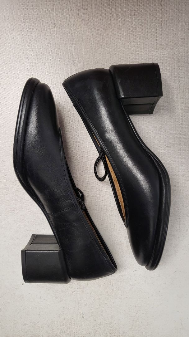 EOS Black Darcella Heel (39)