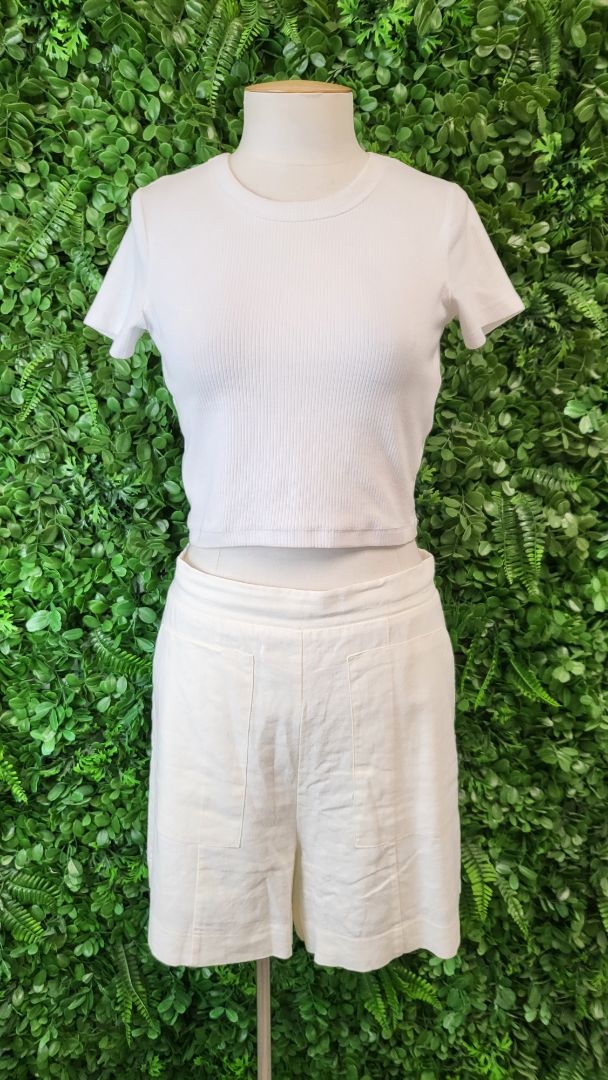 Betty Basics Cream Linen Shorts (18)