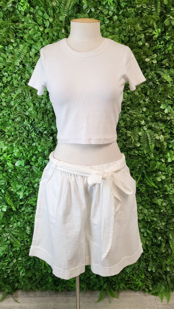 Bali Off-White Belted Shorts (16)