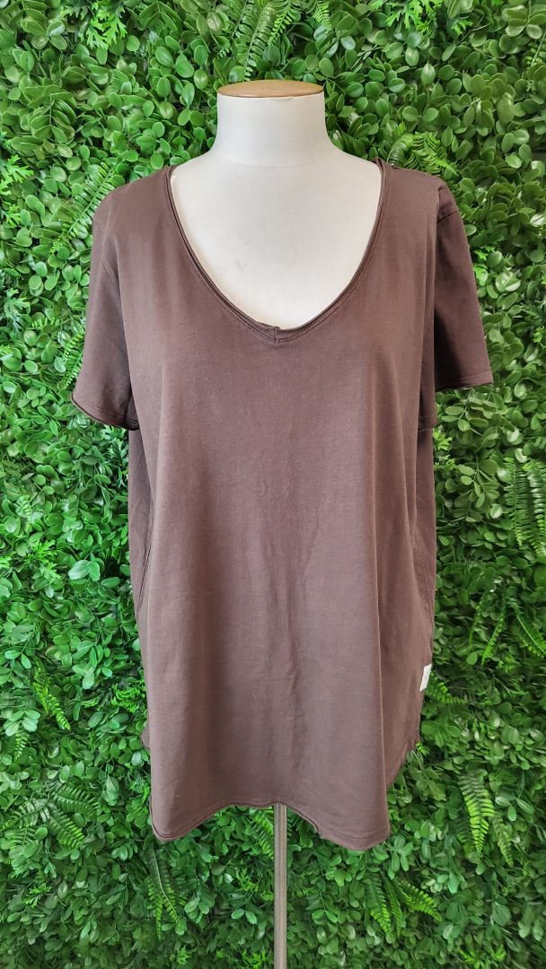 Elm Brown T-Shirt (16)