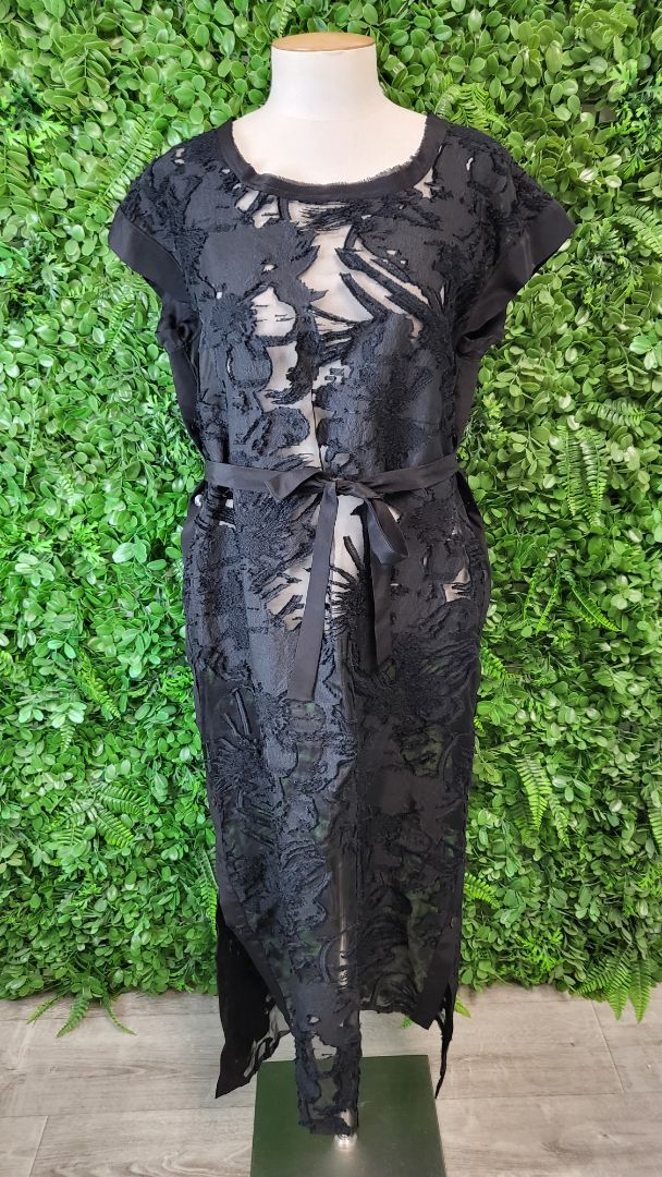 Taylor Black Solace Dress (12-14)