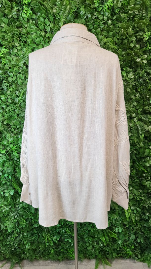 Zarc Natural Embroidery Shirt BNWT (22-24)