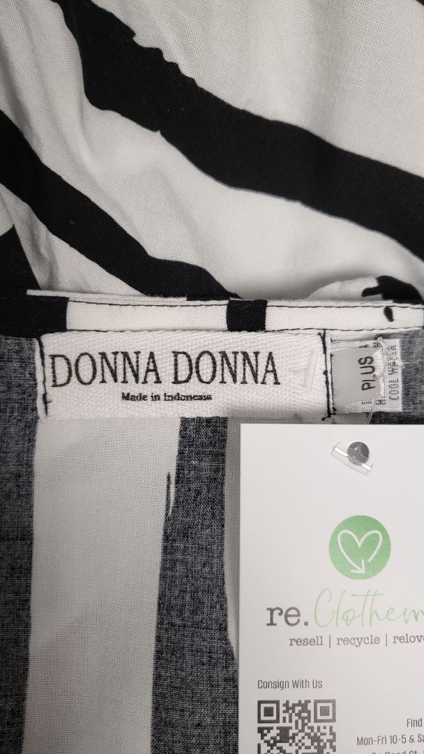 Donna Donna B/W Gather Top (18)