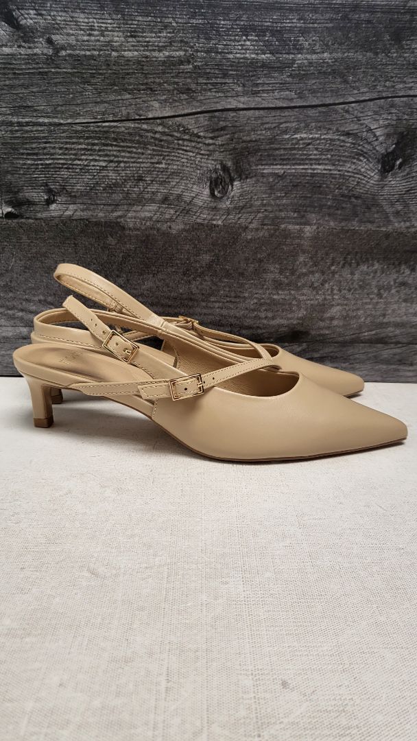 Novo Nude Slingback Heels (5/36)