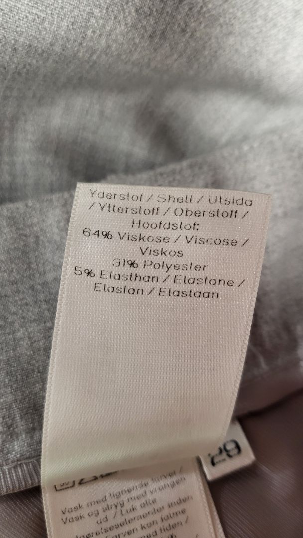 Five Units Grey Crop Pants (10)