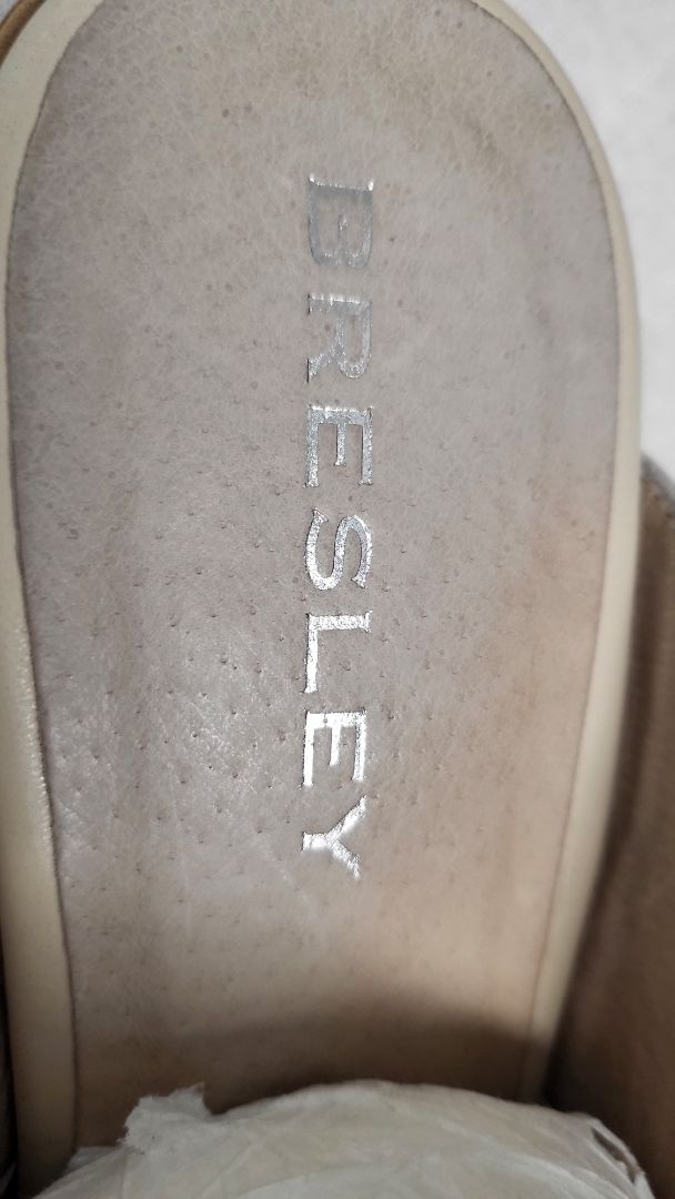 Bresley Bone Leather Slides (41)