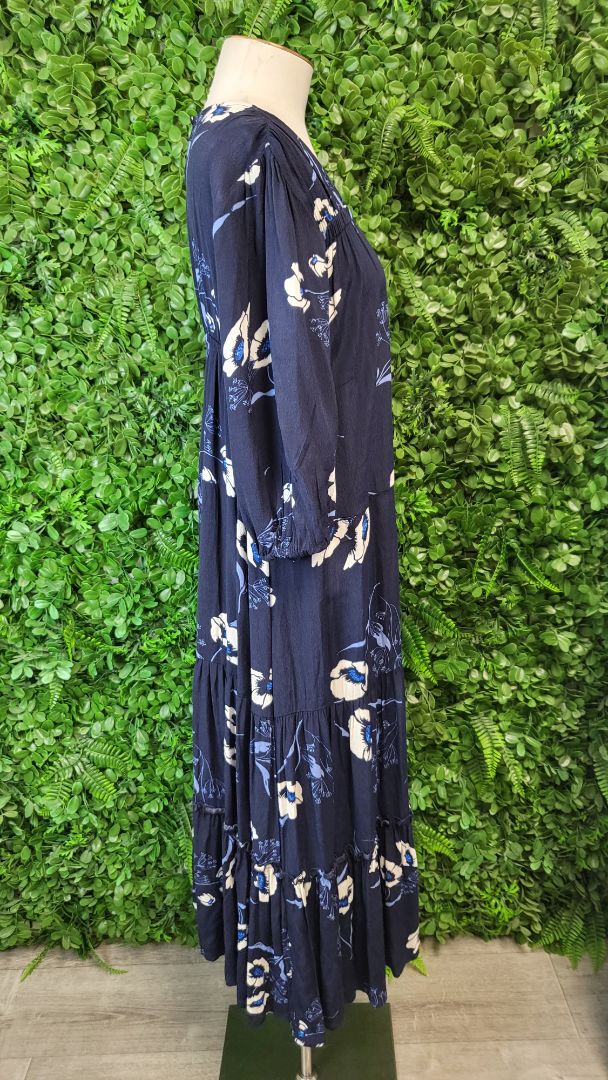 Chalk Navy Drop Tier Dress (10)