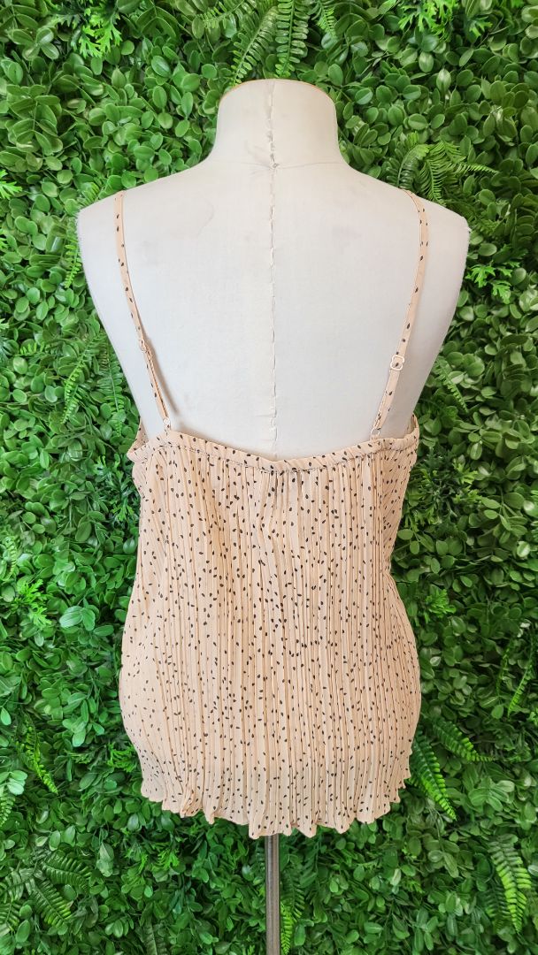 Pretty Basics Beige Lace Tank Cami (10)