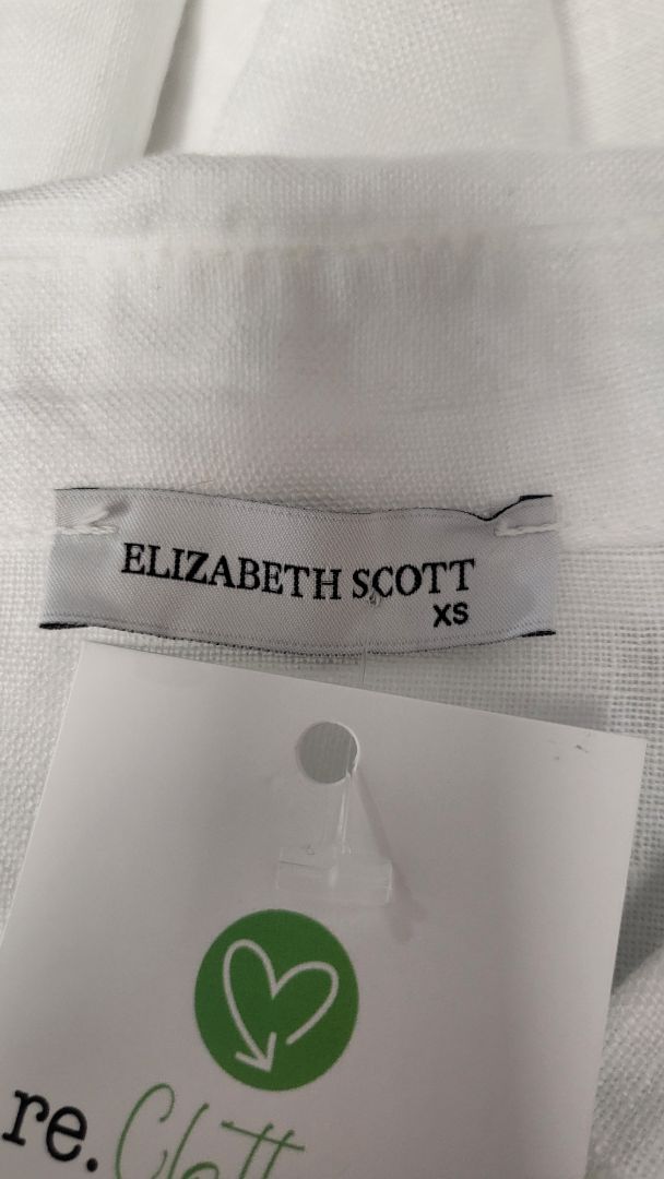 Elizabeth Scott White Linen (8)