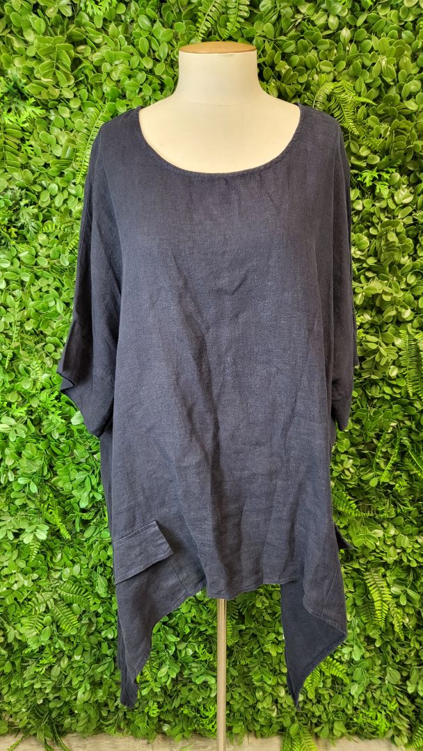 Cali & Co Navy Linen Top (14-16)