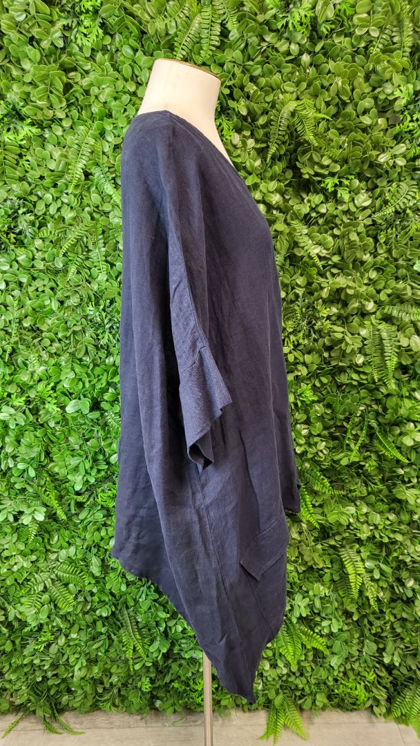 Cali & Co Navy Linen Top (14-16)