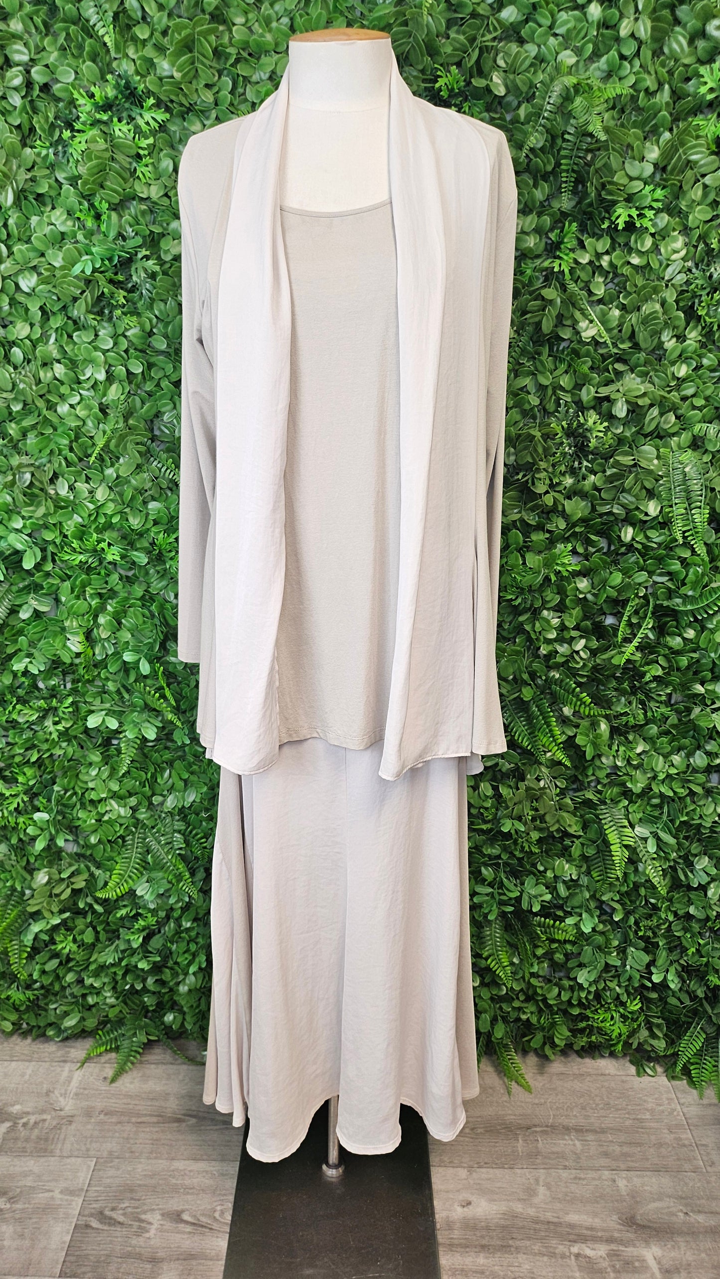 Paula Ryan Sand Panelled skirt (14-16)