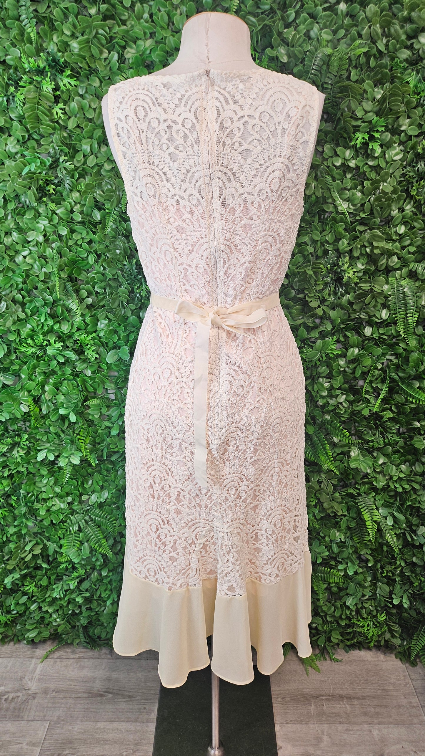 Annah Stretton Cream Lace Occasion Dress (10-12)