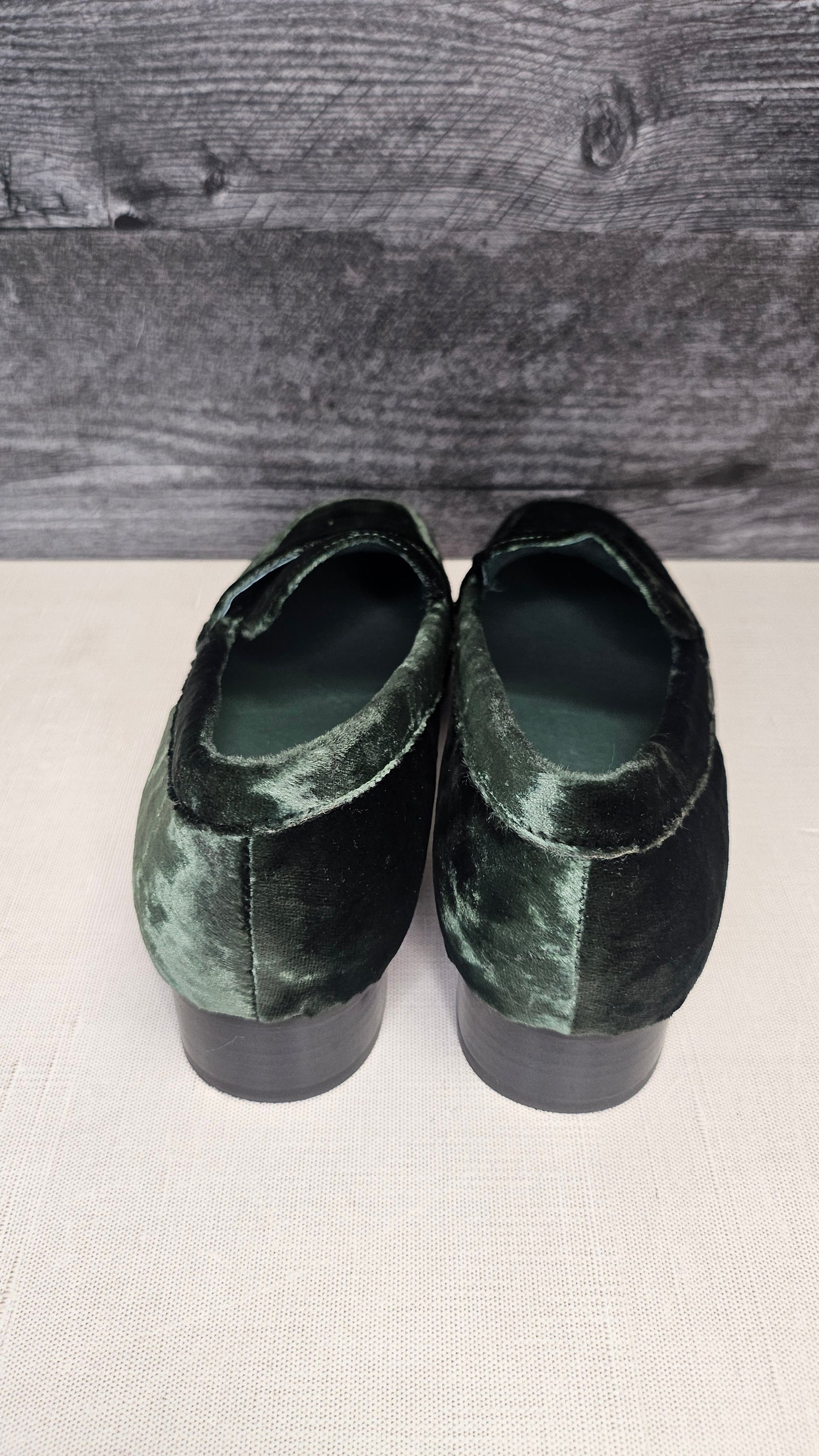 Bresley Green Velvet Loafer (38)