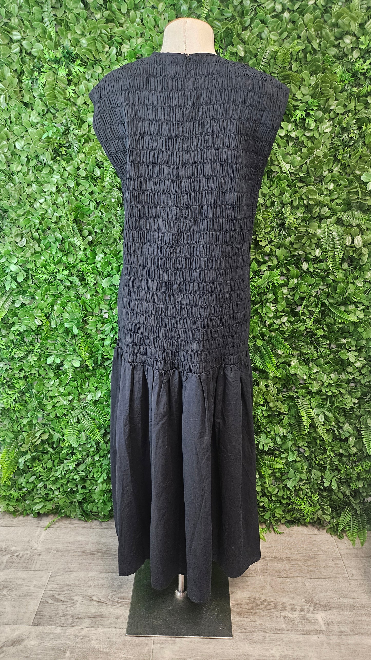 Stella+Gemma Ink Blue Shirred Dress (14)