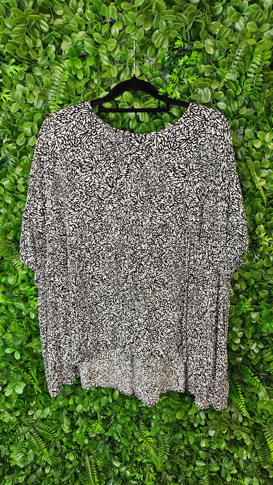 Decjuba B/W Babydoll Top (14-16)