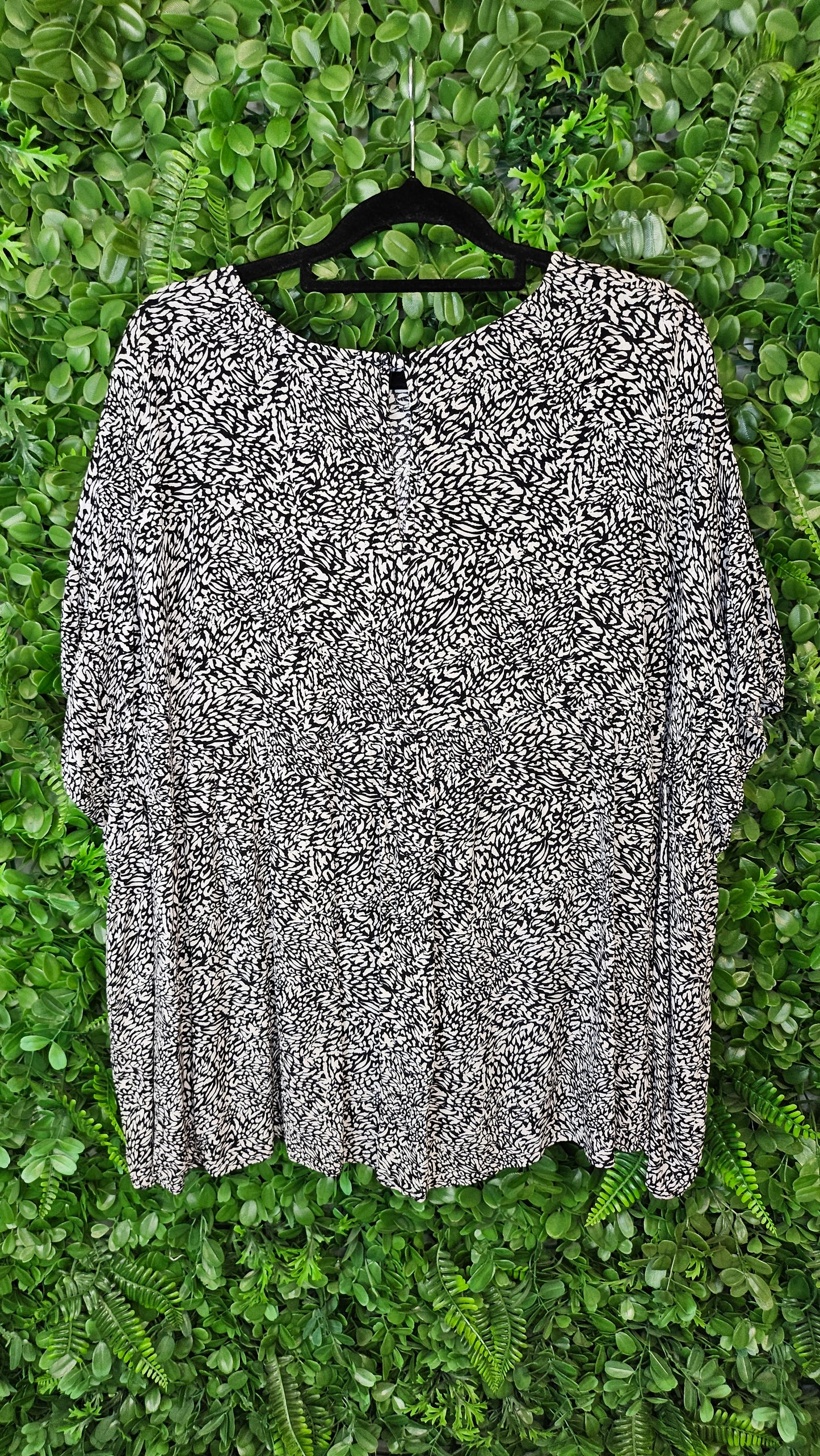 Decjuba B/W Babydoll Top (14-16)