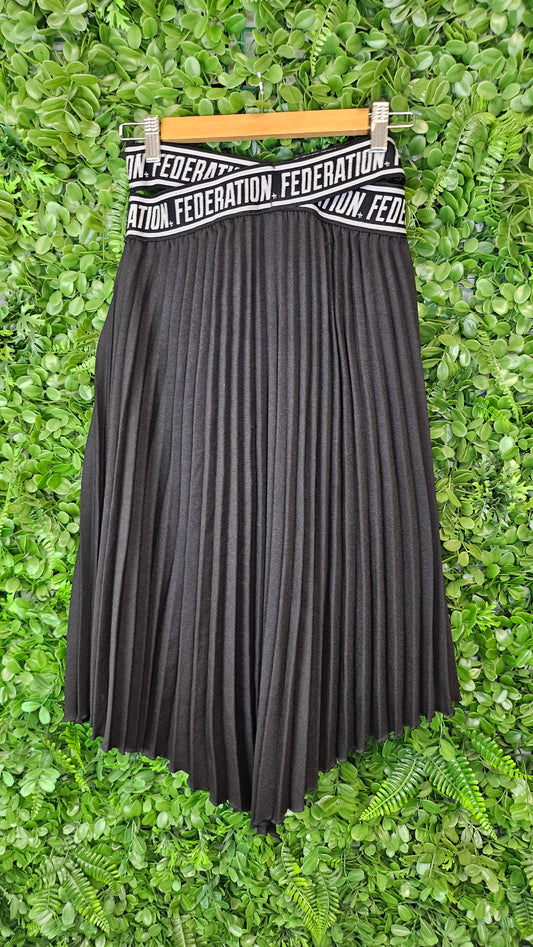 Federation Black Pleat Skirt (8)