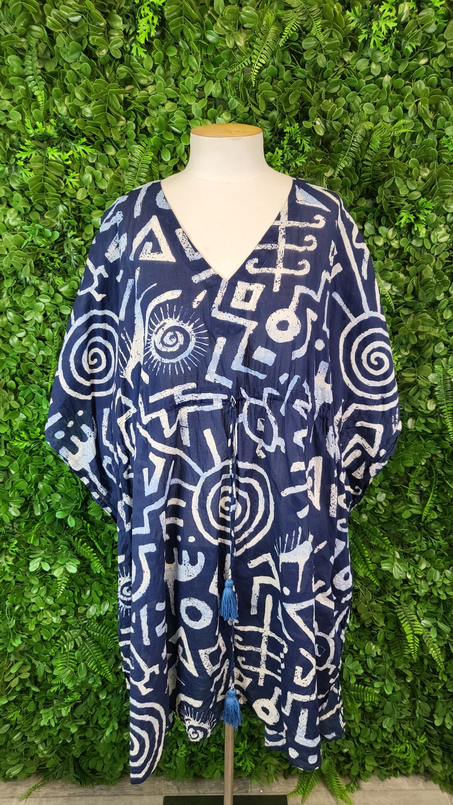 Blue Bungalow Blue Print Kaftan (18)