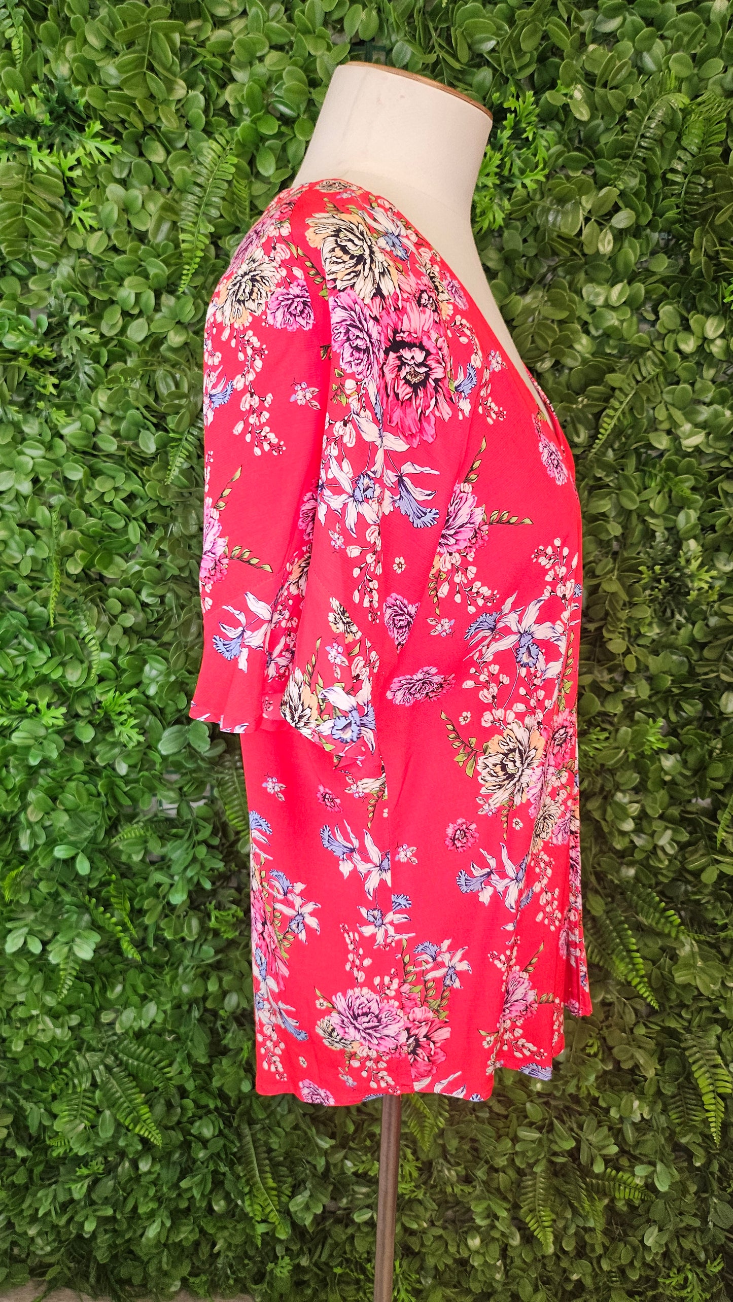 Madly Sweetly Red Floral Top BNWT (8)