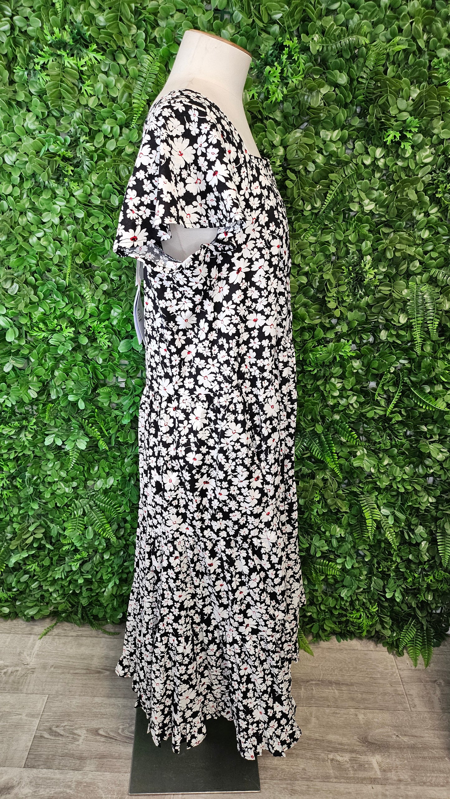 Leonie Floral Marley Dress BNWT (18)