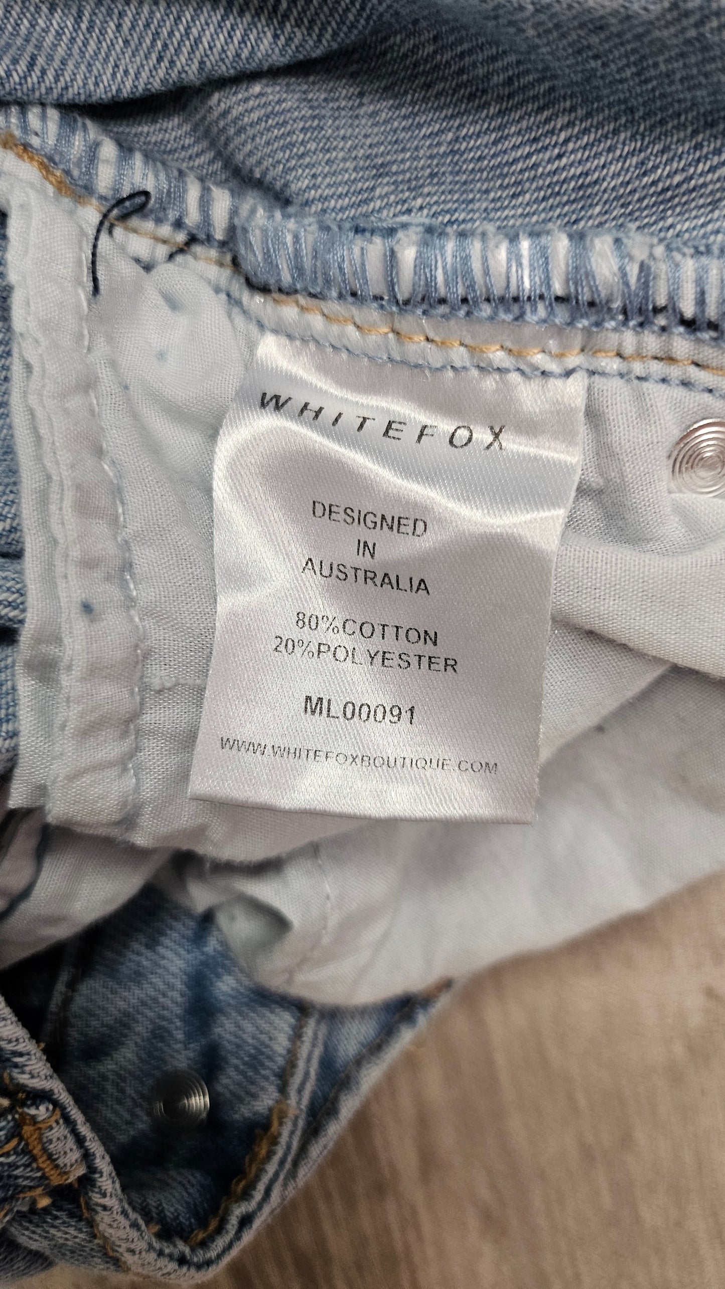 White Fox Mid Blue One Call Away Jeans BNWT (10)